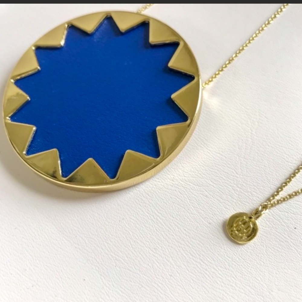 House of Harlow 1960 Cobalt Blue Sunburst Gold Pendant Delicate Chain Necklace
